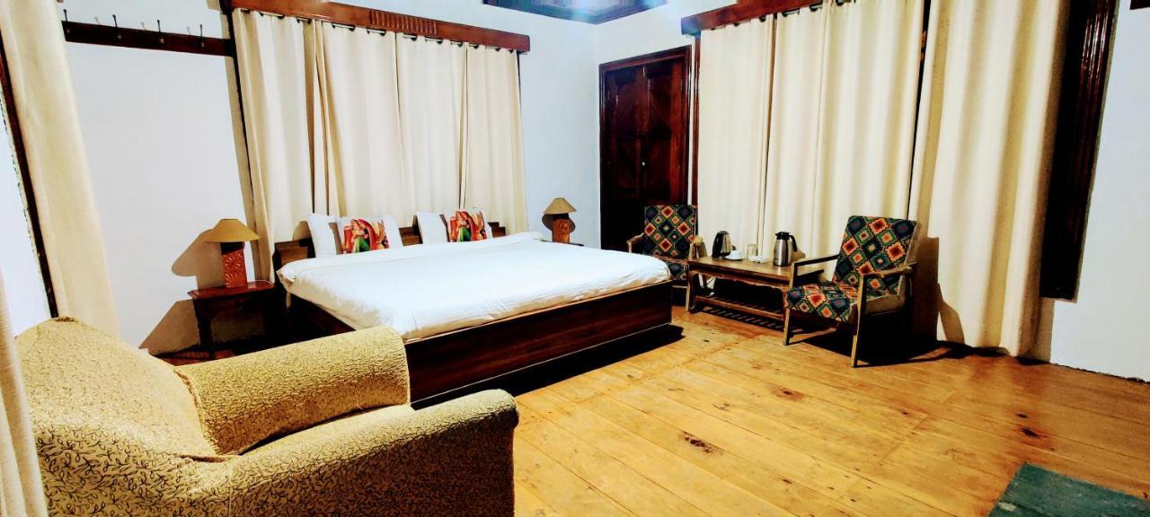 The Sunshine Heritage Bed & Breakfast Manāli Eksteriør bilde